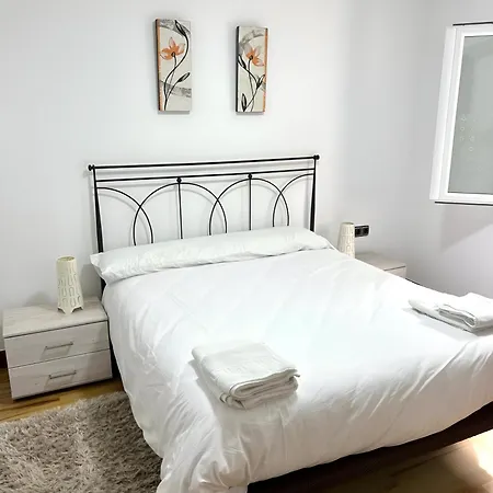 Apartment Luistarrak Apartment- Free Parking *