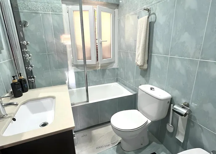 Luistarrak Apartment- Free Parking