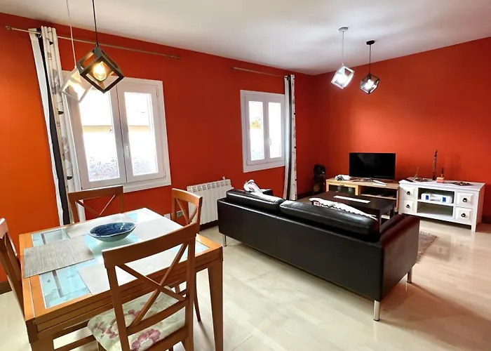 Appartement Luistarrak Apartment- Free Parking