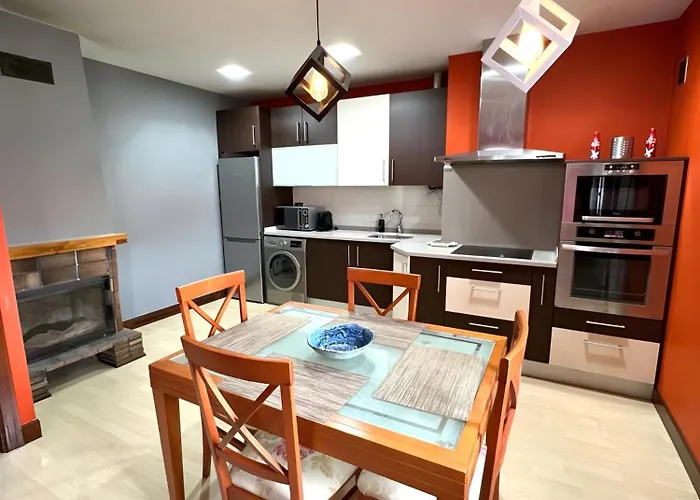 Appartement Luistarrak Apartment- Free Parking