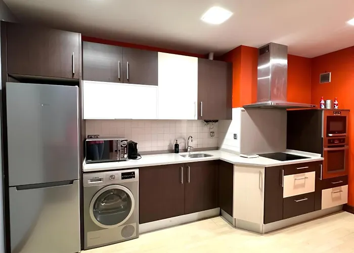 Luistarrak Apartment- Free Parking Сан-Себастьян