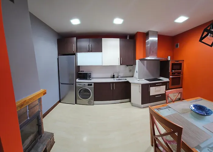 Luistarrak Apartment- Free Parking Appartement Saint-Sébastien